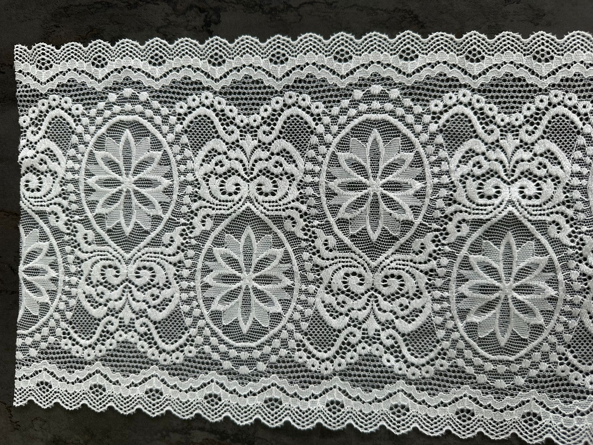 Geniş Danteller 18 cm-20 cm 11